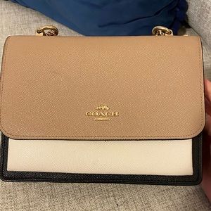 Crossbody Coach Purse